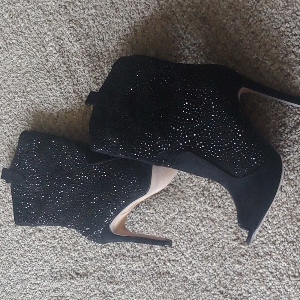 Rhinestone cowgirl mid calf boot